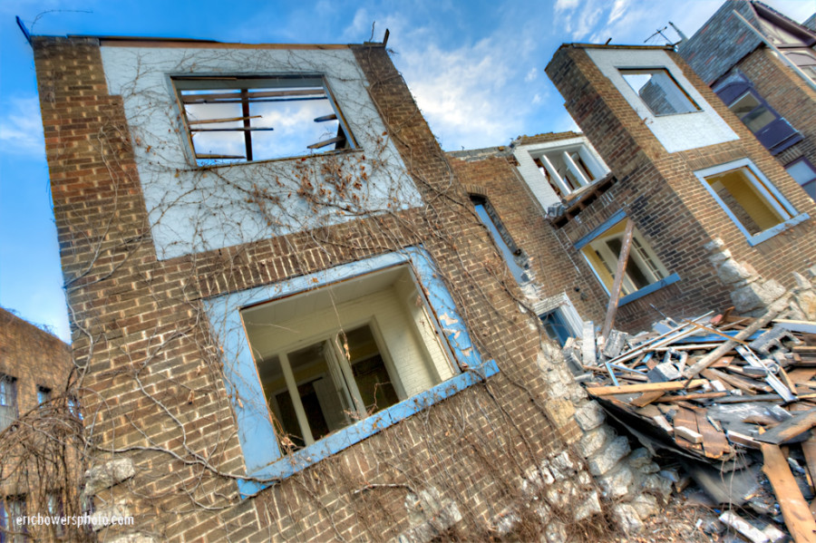 Historic Kansas City Apartments Under Demolition - Photoblog