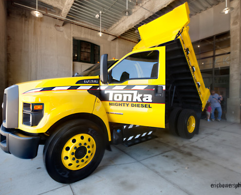 2016 ford f-750 tonka truck