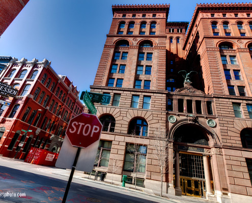 Kansas City's New York Life Building