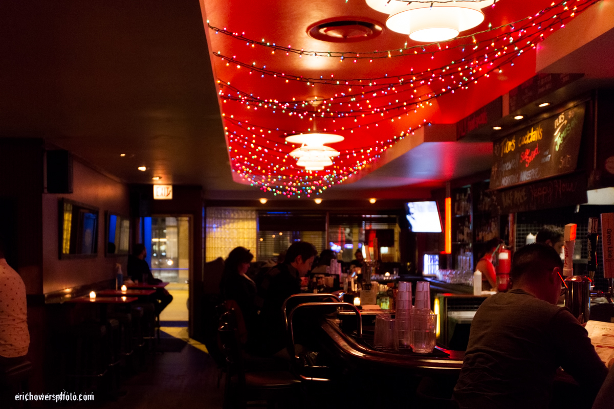 Bars and Nightlife of Chicago: Estelle's Lounge