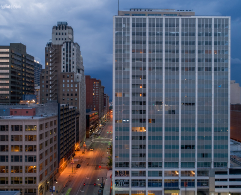 Downtown KC: The Grand - Formerly Traders On Grand